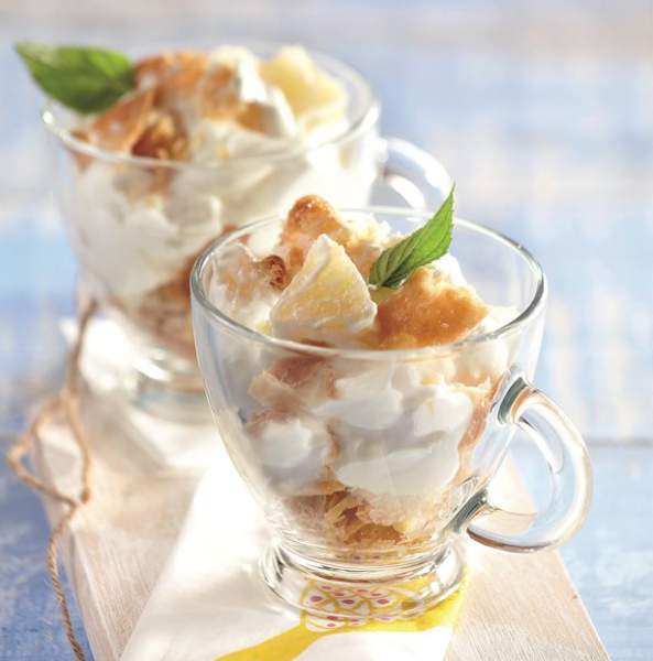 Μιλφέιγ με γιαούρτι και ανανά