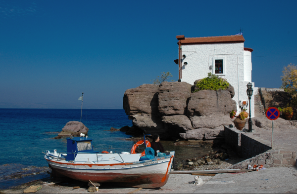 Η Παναγιά η Γοργόνα της Λέσβου