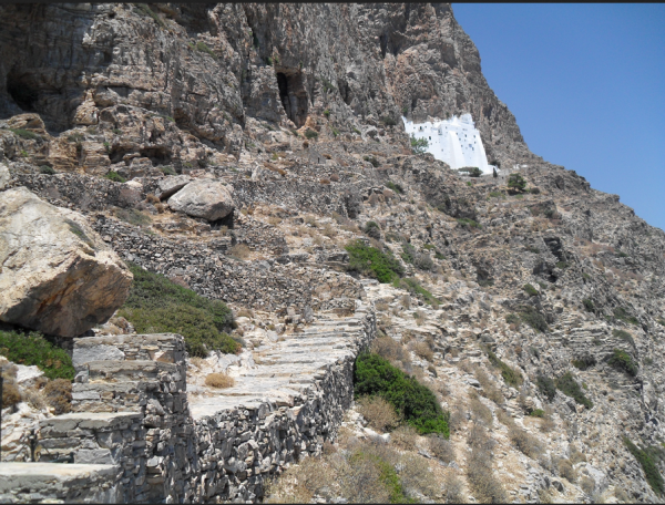 Χοζοβιώτισσα: Η ιερή παρακαταθήκη της Αμοργού