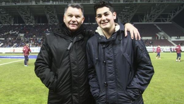 Ο 16χρονος γιος του Αλέξη Κούγια, Χρήστος, νέος πρόεδρος του Ιωνικού