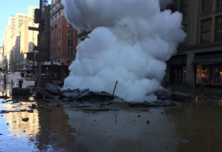 Ισχυρή έκρηξη στο κέντρο του Μανχάταν [Εικόνες]