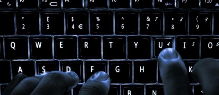 Συμβουλές για το τι να κάνετε όταν σας εκβιάζουν στο διαδίκτυο