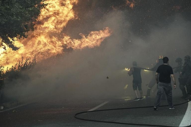 Συγκλονιστική ανάρτηση λίγο πριν την καταστροφή : «Αν δεν γίνει ένα θαύμα θα καεί πολύς κόσμος»