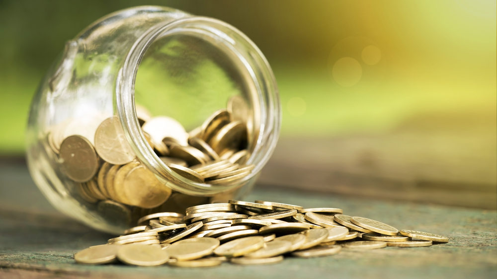 Πιο εύκολα μοιράζεσαι τα λίγα χρήματα παρά τα πολλά