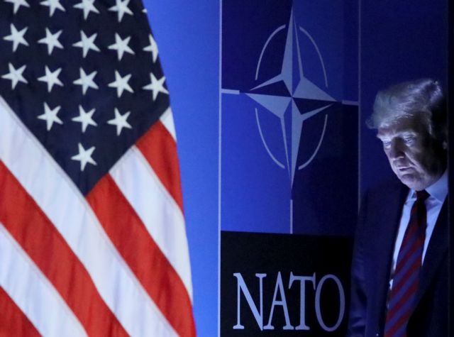 Τραμπ στο ΝΑΤΟ : «Απείλησε» τους συμμάχους για να πάρει δεσμεύσεις