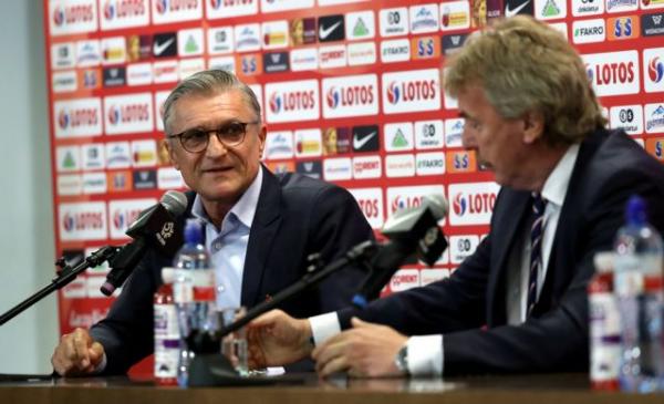 Παραιτήθηκε από την Πολωνία ο Ναβάλκα