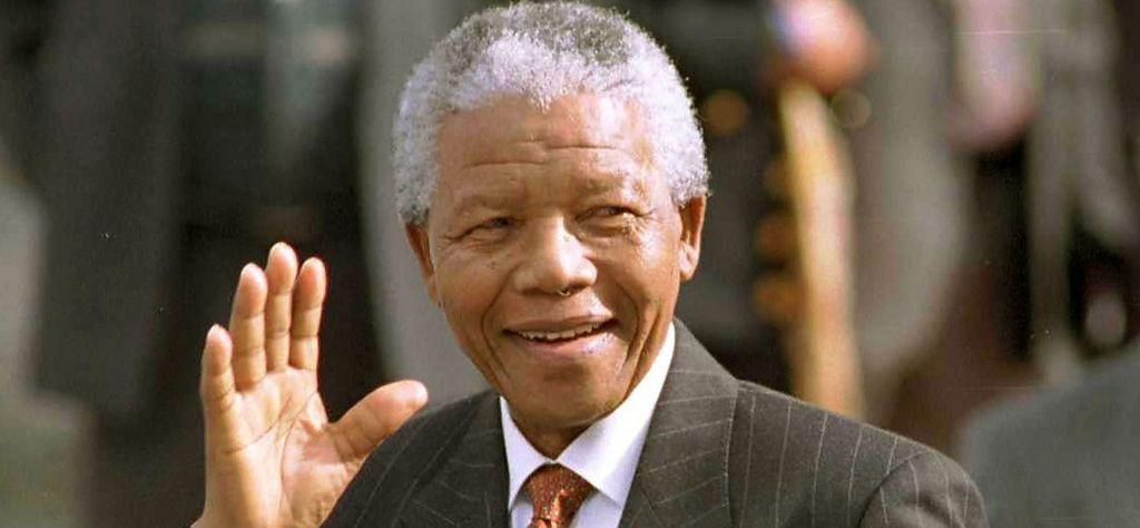 Nelson Mandela : Η εμβληματική μορφή στη μάχη για τα ανθρώπινα δικαιώματα