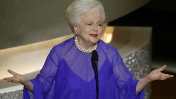 Η Ολίβια Ντε Χάβιλαντ, η Μέλανι από το «Όσα παίρνει ο άνεμος» έγινε 102 ετών