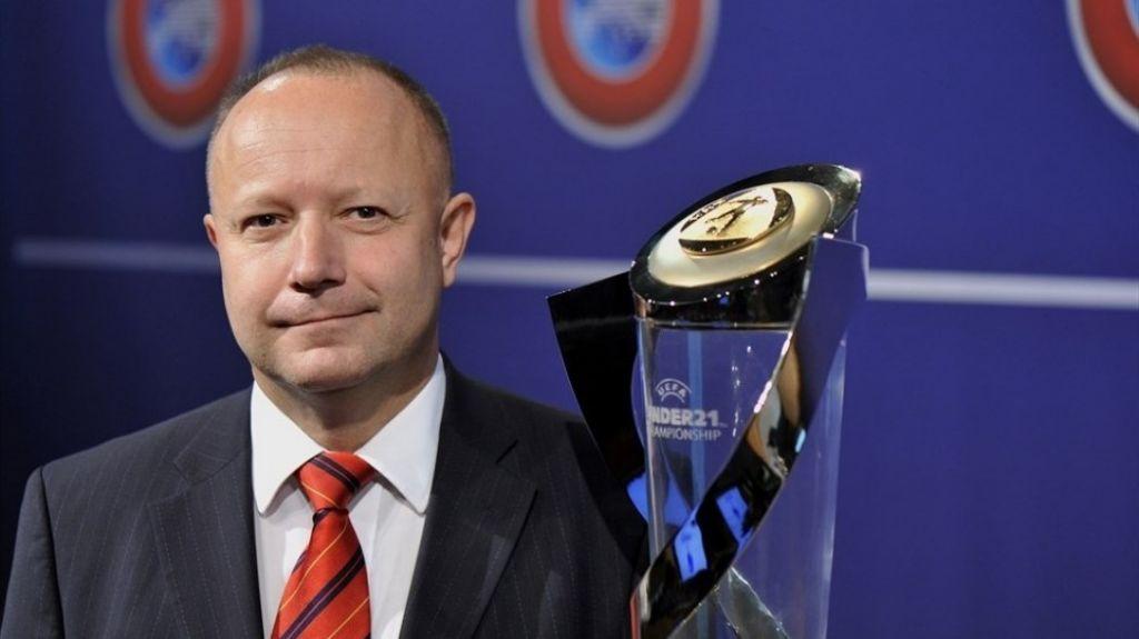 Ο Τσέχος Πετρ Φούσεκ «υπερσύμβουλος» της FIFA στην ΕΠΟ