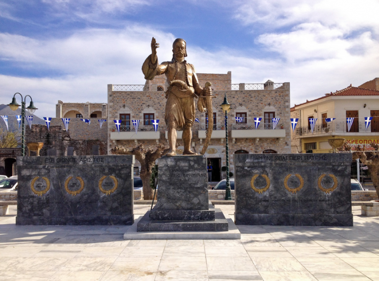 Αρεόπολη : Η κοιτίδα των Μαυρομιχαλαίων