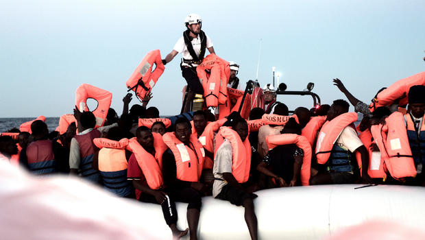 Νέα κόντρα Μάλτας - Ιταλίας για σκάφος με 450 μετανάστες