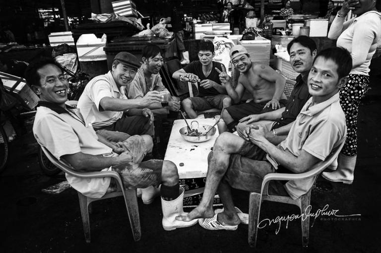 Μέσα στην μεγαλύτερη αγορά της Σαιγκόν