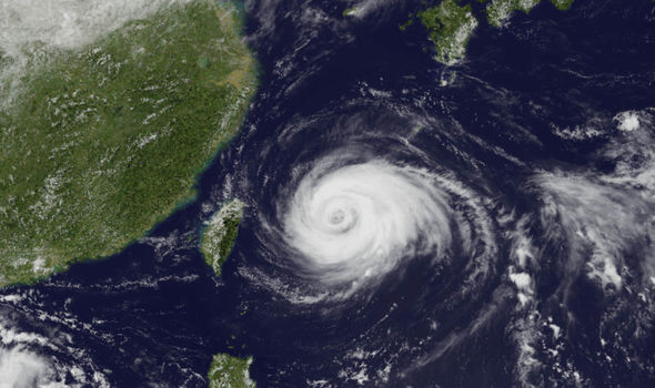 Σε συναγερμό η Ταϊβάν λόγω του τυφώνα Μαρία