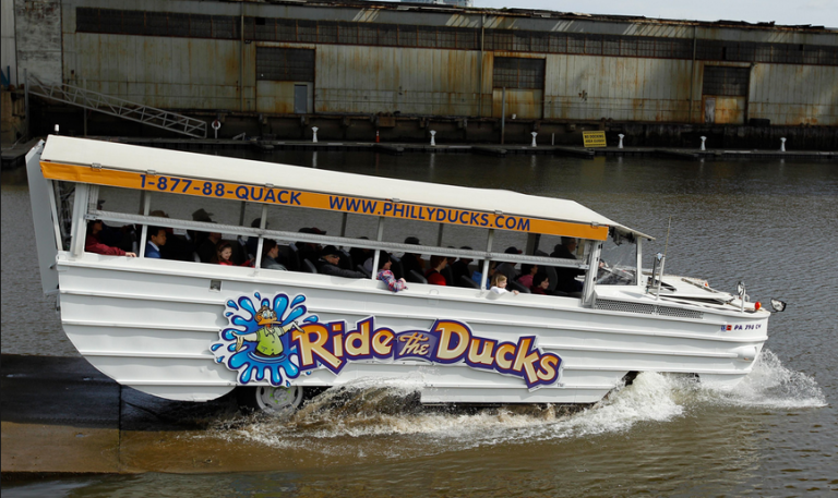 ΗΠΑ: Η ζωή μετά την τραγωδία στη λίμνη Τέιμπλ Ροκ του Μιζούρι