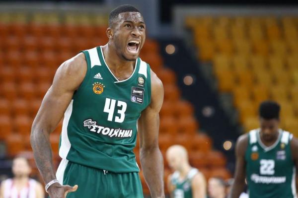 Θανάσης ο… θεαματικός