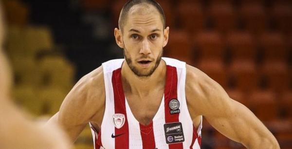 Free Agent ο Κιμ Τιλί