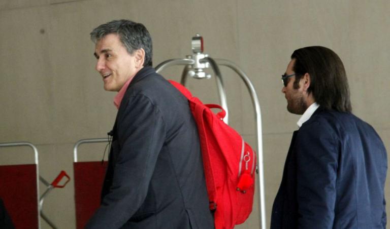 Στις ΗΠΑ Τσακαλώτος και Χουλιαράκης για επαφές με επενδυτές