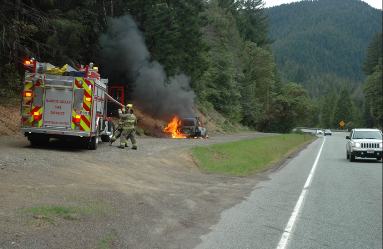 ΗΠΑ : Νεκρή ηλικιωμένη μαζί με τα δύο της δισέγγονα από την πυρκαγιά στη βόρεια Καλιφόρνια