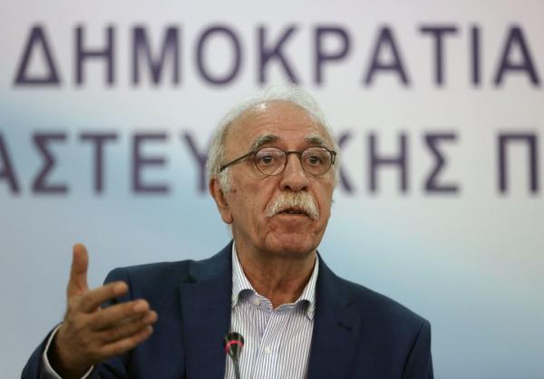 Βίτσας: Το προσφυγικό πρέπει να αντιμετωπιστεί σε όλες τις διαστάσεις του