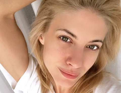 Ευαγγελία Αραβανή: Οι πρώτες τρυφερές δημοσιεύσεις για τον Νίκο Οικονομόπουλο