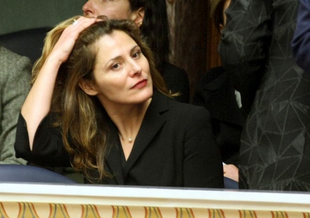 Τα «δάκρυα» του Twitter για το κλάμα της Μπαζιάνα στο δημοψήφισμα