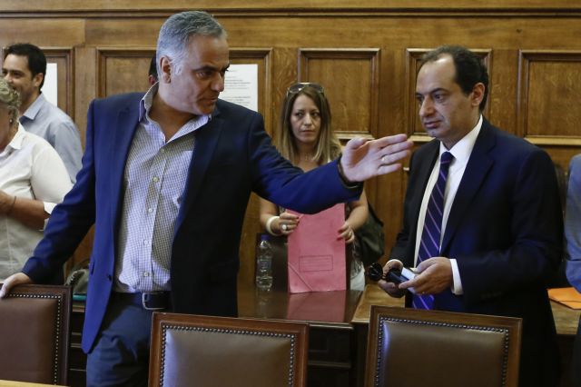 Σκουρλέτης: Επικίνδυνο το παιχνίδι των πολλαπλών απαντήσεων που δίνει ο Π.Καμμένος