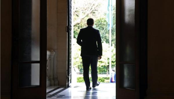 Τι (δεν) απάντησαν αδέρφια Τσίπρα και Μαξίμου για την υπόθεση της «Δίοδος»