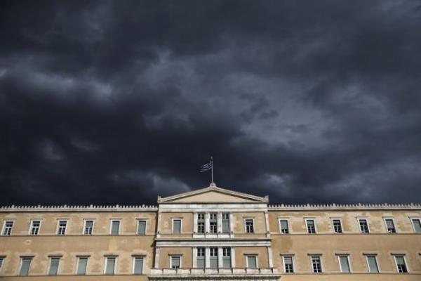 Guardian : Κανείς δεν πιστεύει ότι η Ελλάδα μπορεί να αποπληρώσει το χρέος