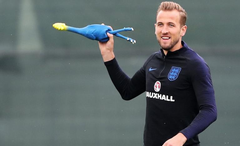 Με λαστιχένια κοτόπουλα η προπόνηση της εθνικής Αγγλίας