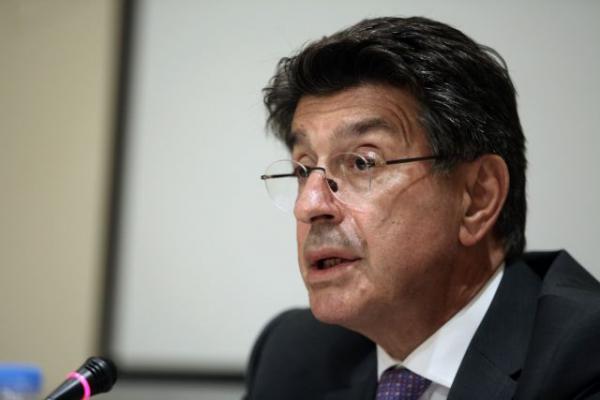 Φέσσας: Η κυβέρνηση νομοθετεί με τρόπο που αποθαρρύνει τους επενδυτές