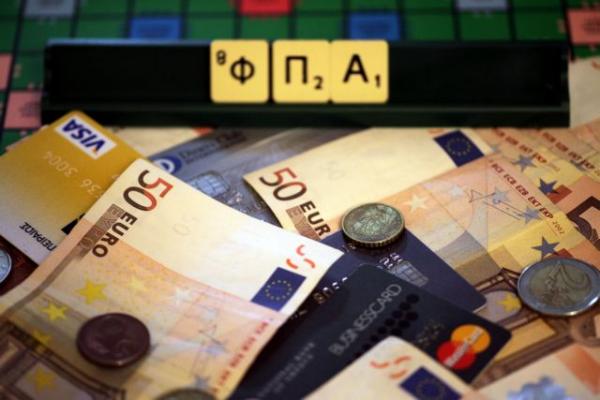 IOBE: Έσοδα 3,3 δισ. ευρώ από ΦΠΑ αν φθάναμε το μέσο επίπεδο χρήσης καρτών της ΕΕ
