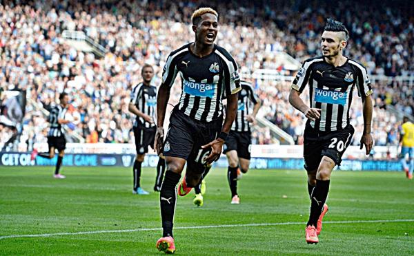 «Ενδιαφέρον της ΑΕΚ για Άαρονς»