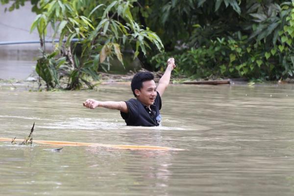Πλημμύρες στην Μιανμάρ μετά από κατάρρευση φράγματος