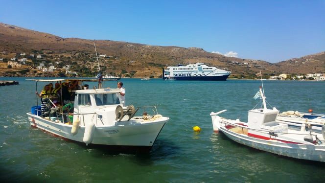 Η επιχείρηση απεγκλωβισμού των επιβατών από το Andros Jet