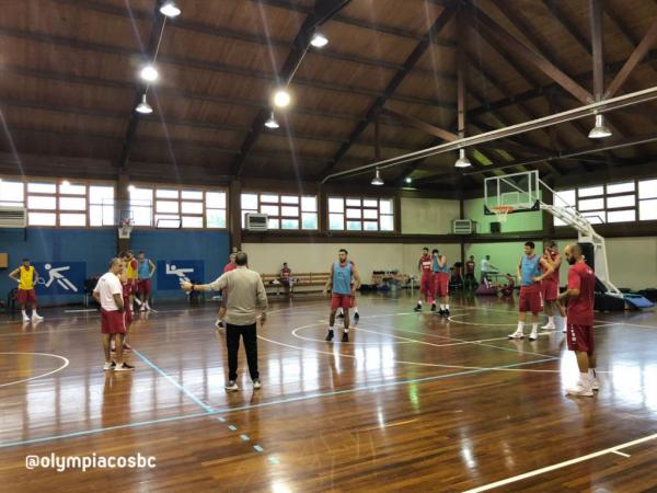 Δουλεύει σκληρά στο Μέτσοβο ο Ολυμπιακός [Εικόνες]