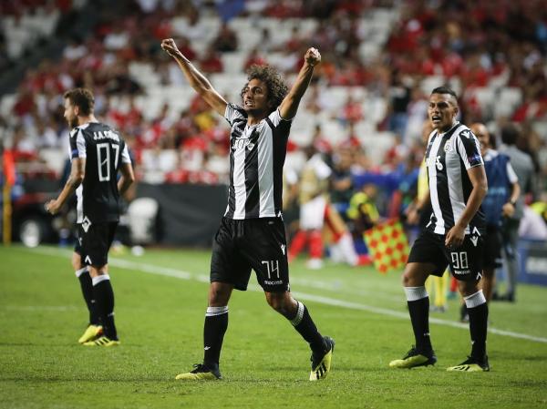 Ουάρντα : Όλος ο κόσμος τραγουδάει ντιμπιντάι