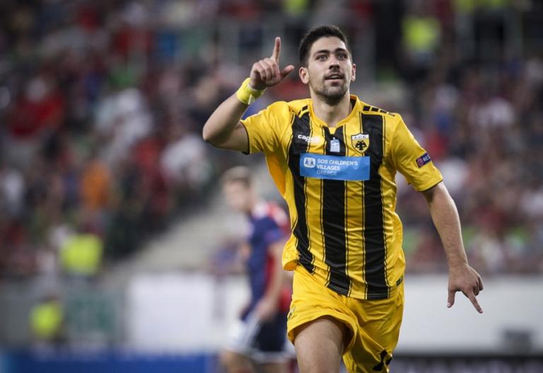 Χωρίς Μπακασέτα απέναντι στον Αγιαξ η ΑΕΚ