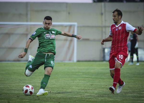 Ενοχλήσεις στον τετρακέφαλο ο Δώνης