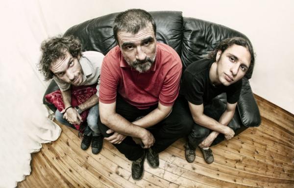 Το Baby Trio του Κοντραφούρη γιορτάζει τα 10 χρόνια του στο Νιάρχος