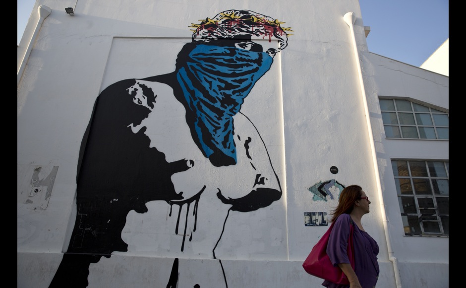 Ο σκελετός του Guardian για το τέλος των μνημονίων στην Ελλάδα
