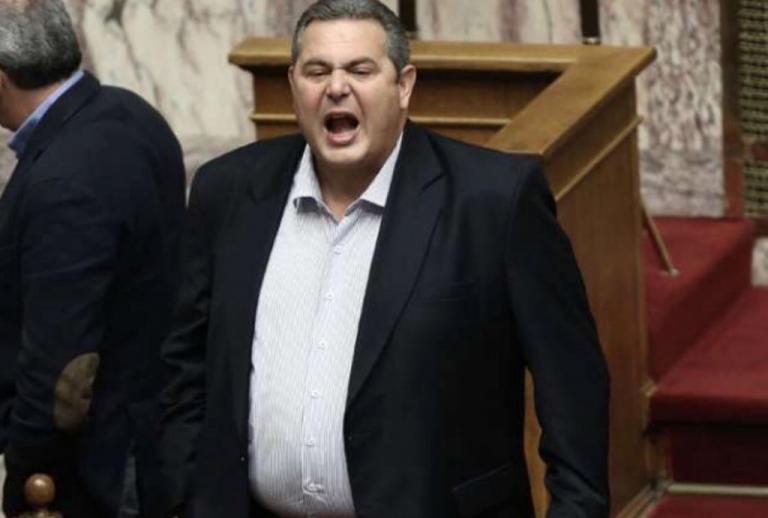 Πήγε για… διάγγελμα και βγήκε αναθεματισμένος ο Καμμένος