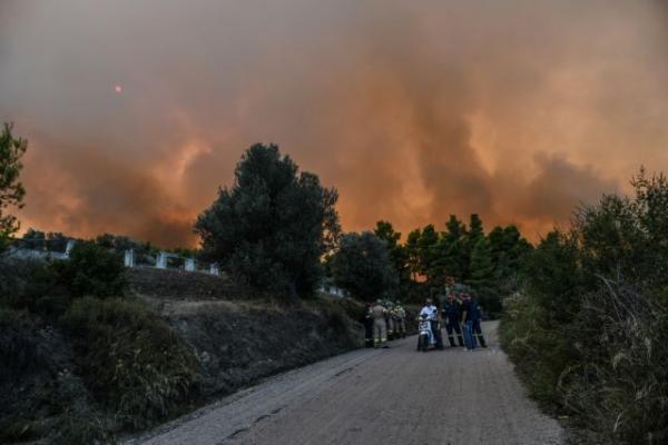 Εύβοια: Επί ποδός η κυβέρνηση – Επί τόπου ο Αποστόλου