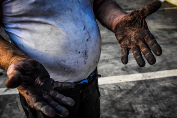 «Φταίνε οι νεκροί που κάηκαν» – Επιχείρηση… βρόμικα χέρια από το Μαξίμου