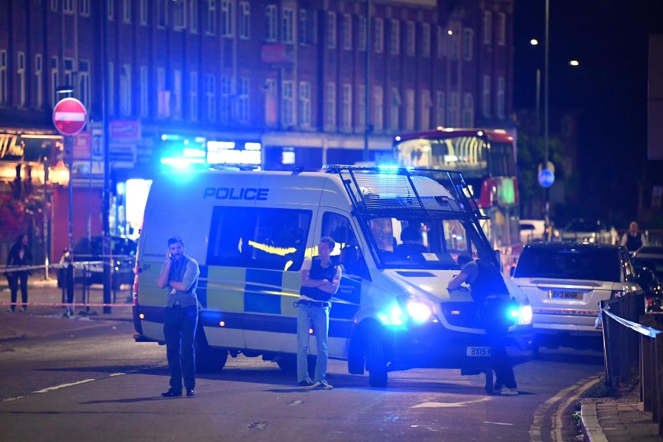 Τρεις τραυματίες, δυο ένοπλες επιθέσεις στο Λονδίνο