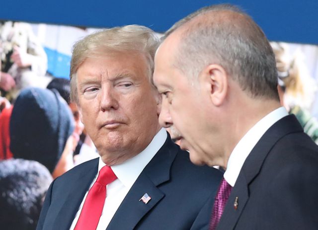 Στον πάγο οι σχέσεις Τουρκίας-ΗΠΑ, το χρονικό της κρίσης