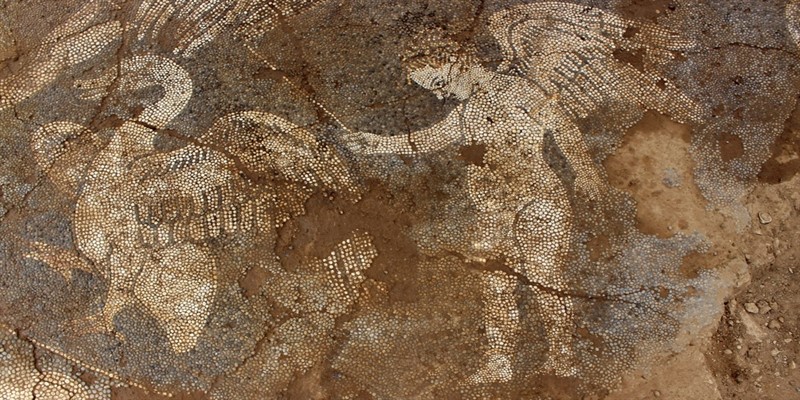 Αποκαλύφθηκε ψηφιδωτό του 4ο π.Χ. αιώνα στο Μικρό Θέατρο Αμβρακίας