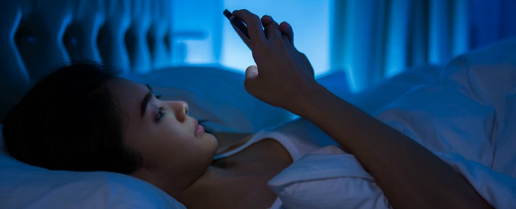 Κακή για την ποιότητα του ύπνου η γρήγορη σύνδεση στο ίντερνετ