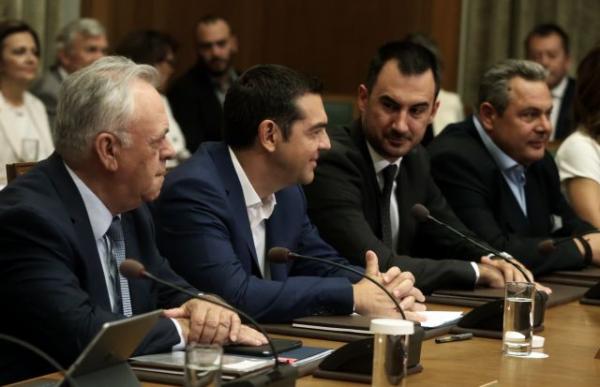 Tsipras tells cabinet Greece must take ownership of needed reforms