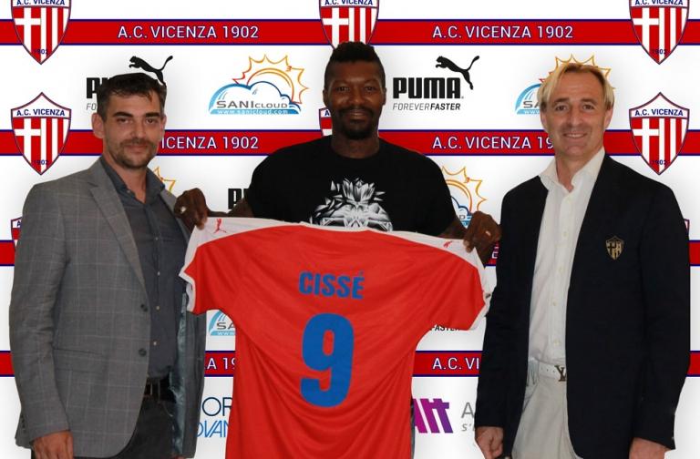 Ο Σισέ υπέγραψε για ένα χρόνο στη Βενέτσια [Εικόνες]