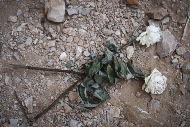 Editorial Ta Nea: The supreme value of life